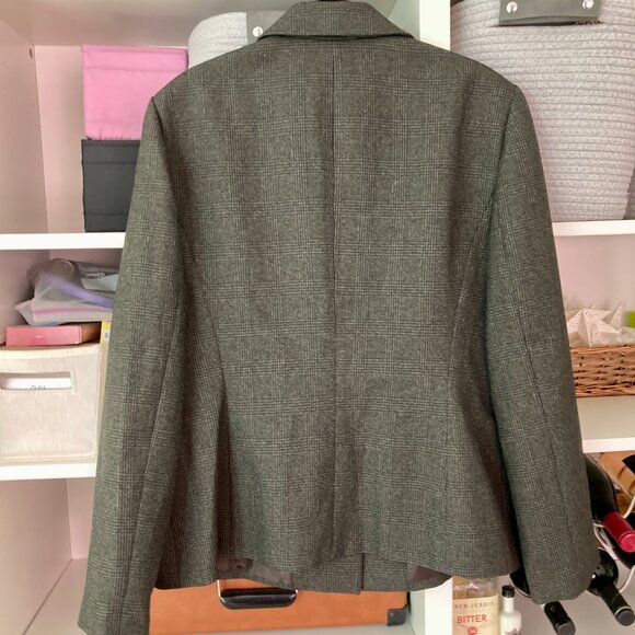 Evan Picone Charcoal Grey 3 Button Suit Jacket - Picture 5 of 8